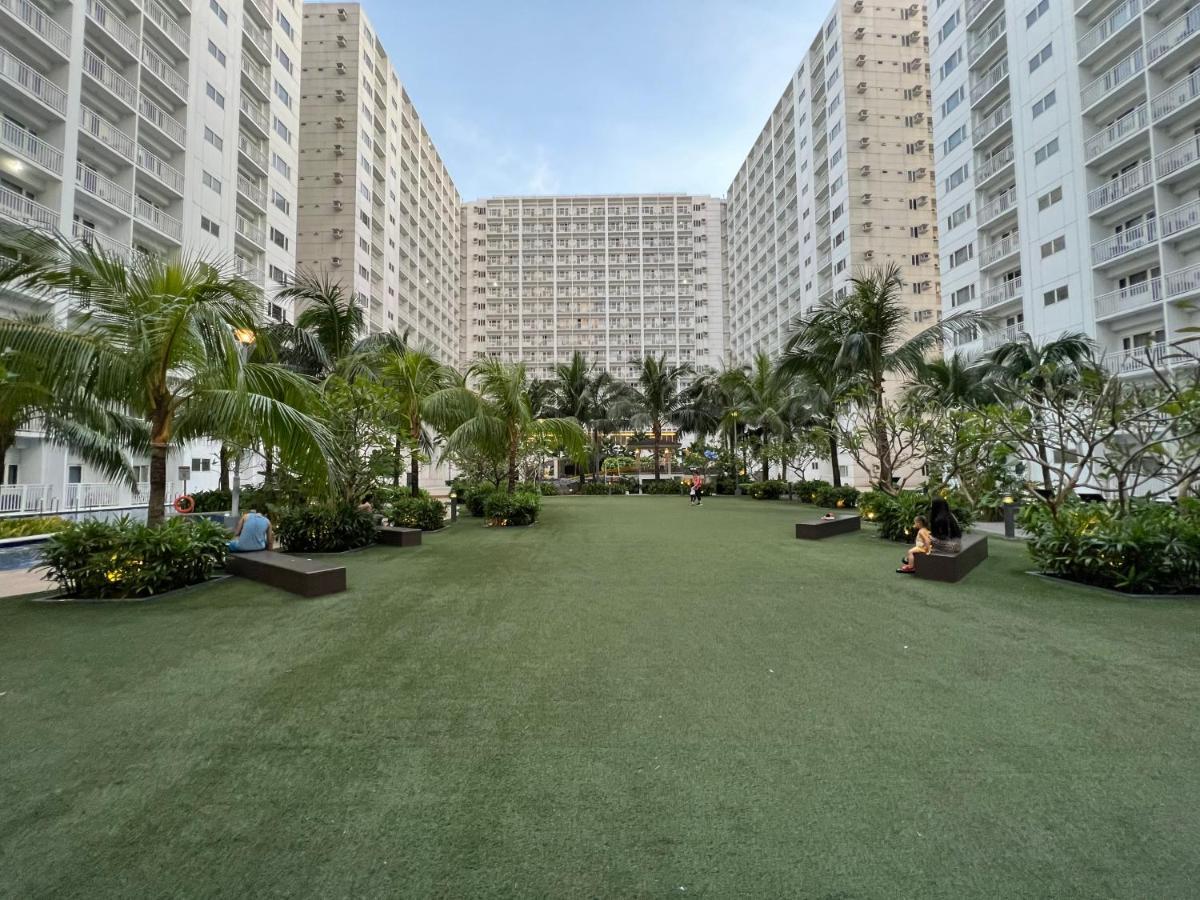 Yam Staycation Shore Residences Manila Eksteriør billede